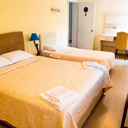 Goenuelden Otel فندق بودروم