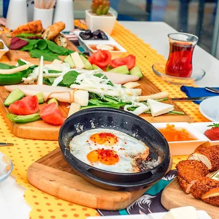 Goenuelden Otel بودروم